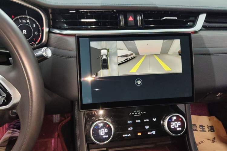 Used Jaguar XFL 2022 XFL 2.0T P200 Two-Wheel-Drive Elite Luxury Edition Audio And AC Panel