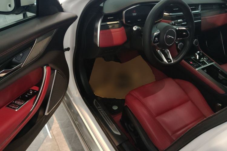 Used Jaguar XFL 2022 XFL 2.0T P250 Two-Wheel-Drive Elite Sport Edition Driver Seat