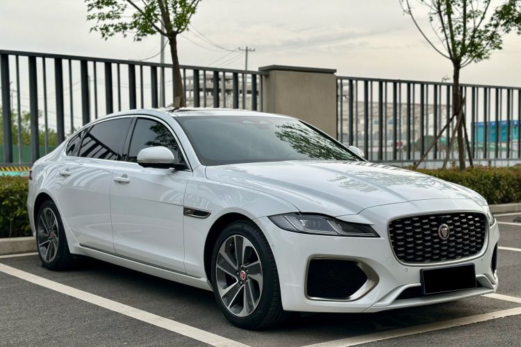 Used Jaguar XFL 2022 XFL 2.0T P200 Two-Wheel-Drive Elite Luxury Edition Exterior 2