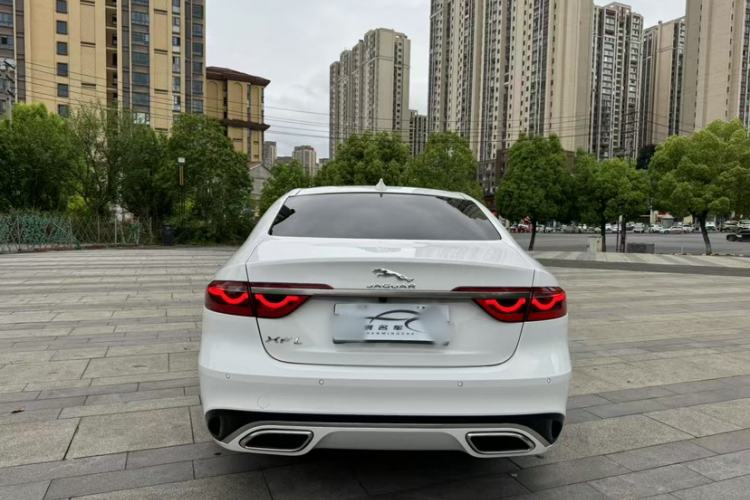 Used Jaguar XFL 2022 XFL 2.0T P250 Two-Wheel-Drive Elite Sport Edition Exterior 4