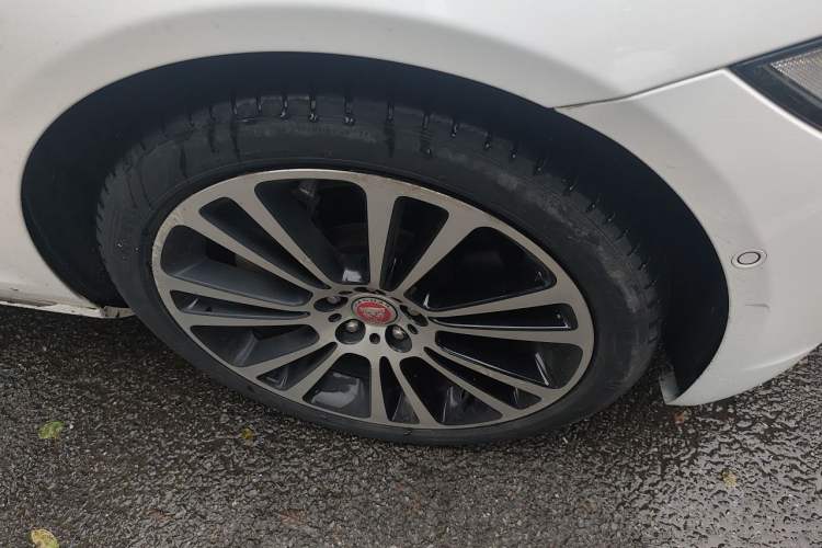 Used Jaguar XFL 2022 XFL 2.0T P250 Two-Wheel-Drive Prestige Luxury Edition Exterior 7