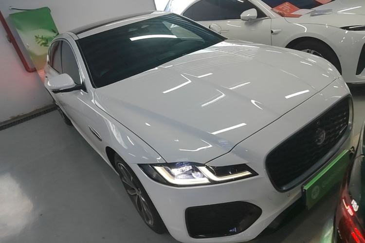 Used Jaguar XFL 2022 XFL 2.0T P250 Two-Wheel-Drive Elite Sport Edition Front Right 45 Deg