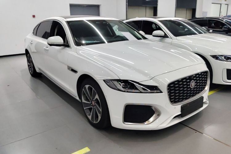 Used Jaguar XFL 2022 XFL 2.0T P200 Two-Wheel-Drive Elite Luxury Edition Front Right 45 Deg