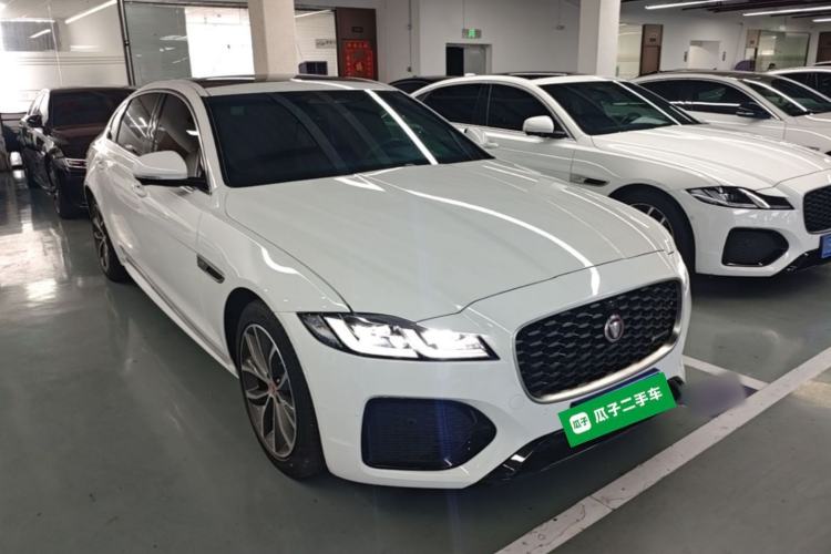 Used Jaguar XFL 2022 XFL 2.0T P250 Two-Wheel-Drive Elite Sport Edition Front Right 45 Deg