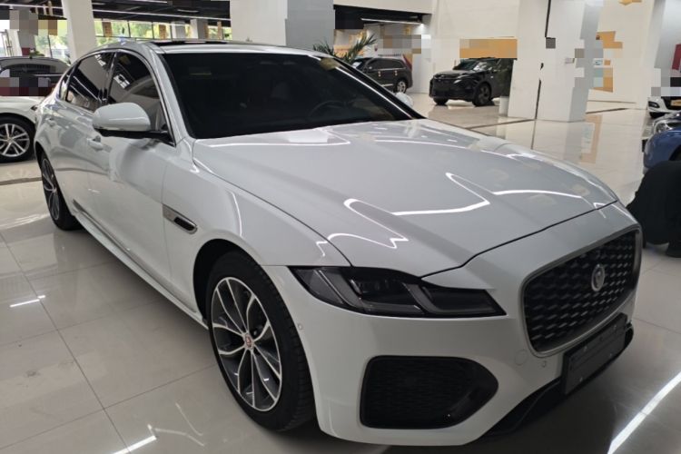 Used Jaguar XFL 2022 XFL 2.0T P250 Two-Wheel-Drive Elite Sport Edition Front Right 45 Deg