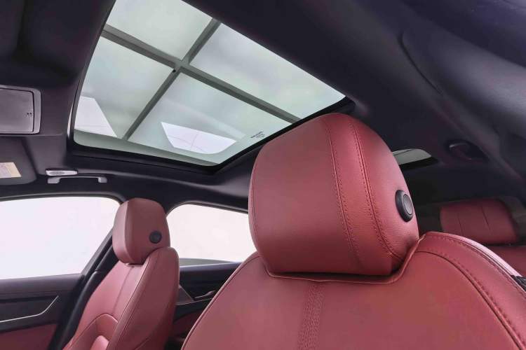 Used Jaguar XFL 2022 XFL 2.0T P250 Two-Wheel-Drive Elite Sport Edition Headliner