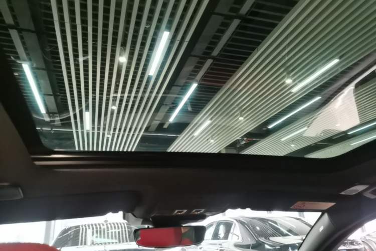 Used Jaguar XFL 2022 XFL 2.0T P250 Two-Wheel-Drive Elite Sport Edition Headliner