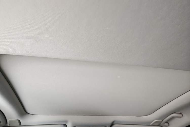Used Jaguar XFL 2022 XFL 2.0T P250 Two-Wheel-Drive Prestige Luxury Edition Headliner