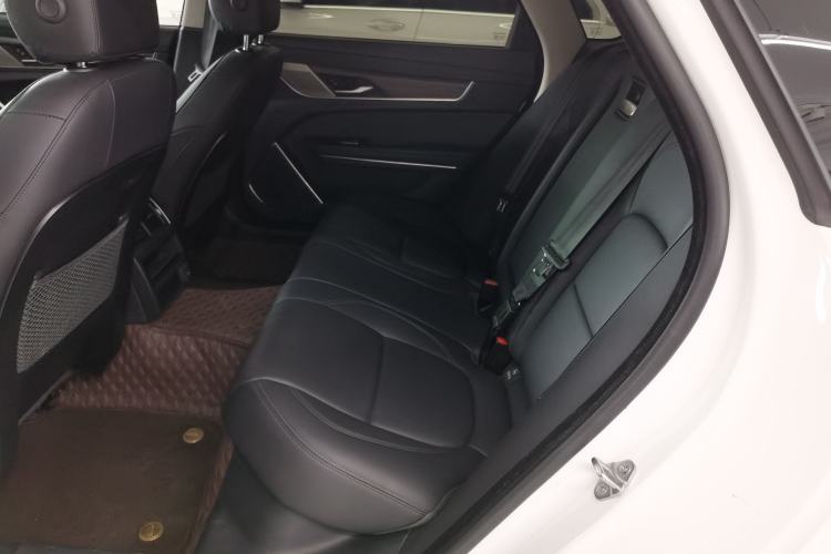 Used Jaguar XFL 2022 XFL 2.0T P200 Two-Wheel-Drive Elite Luxury Edition Interior 4