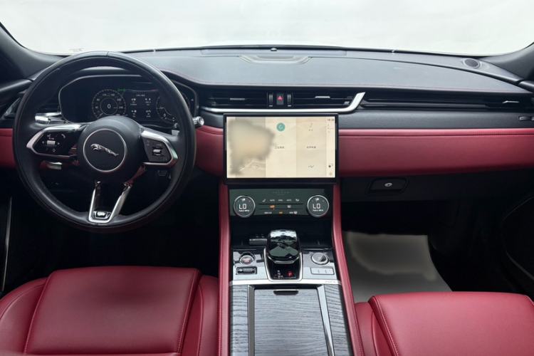 Used Jaguar XFL 2022 XFL 2.0T P250 Two-Wheel-Drive Elite Sport Edition Interior 4