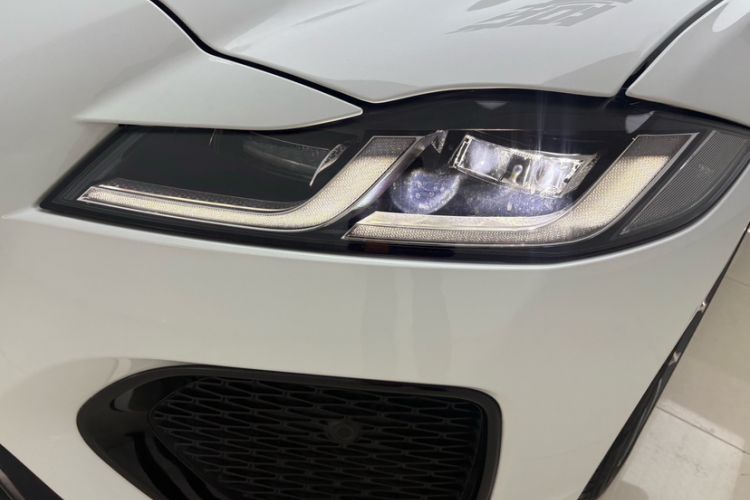 Used Jaguar XFL 2022 XFL 2.0T P250 Two-Wheel-Drive Elite Sport Edition Left Front Headlight