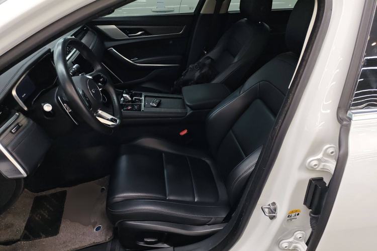 Used Jaguar XFL 2022 XFL 2.0T P200 Two-Wheel-Drive Elite Luxury Edition Left Front Seat