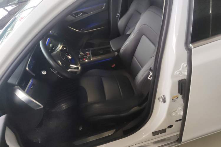 Used Jaguar XFL 2022 XFL 2.0T P200 Two-Wheel-Drive Elite Luxury Edition Left Front Seat