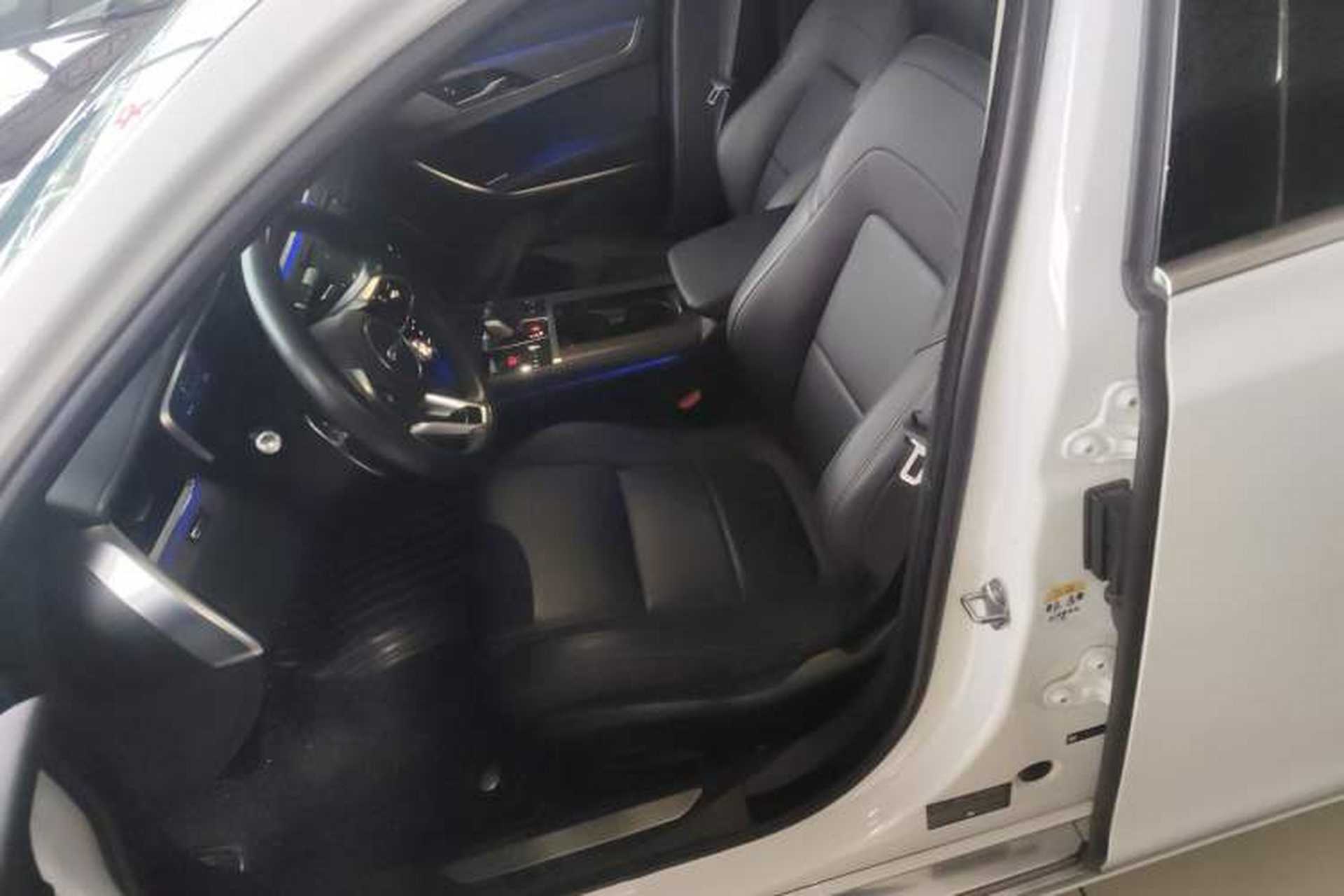 Used Jaguar XFL 2022 XFL 2.0T P200 Two-Wheel-Drive Elite Luxury Edition Left Front Seat