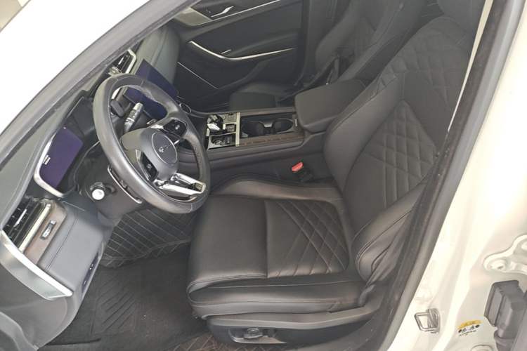 Used Jaguar XFL 2022 XFL 2.0T P250 Two-Wheel-Drive Prestige Luxury Edition Left Front Seat