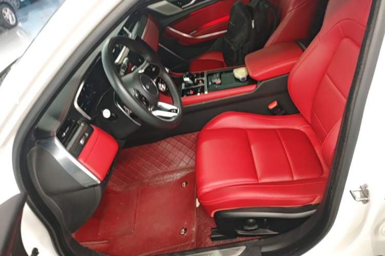 Used Jaguar XFL 2022 XFL 2.0T P250 Two-Wheel-Drive Elite Sport Edition Left Front Seat