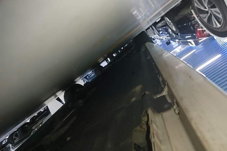 Used Jaguar XFL 2022 XFL 2.0T P250 Two-Wheel-Drive Elite Sport Edition Left Side Sill