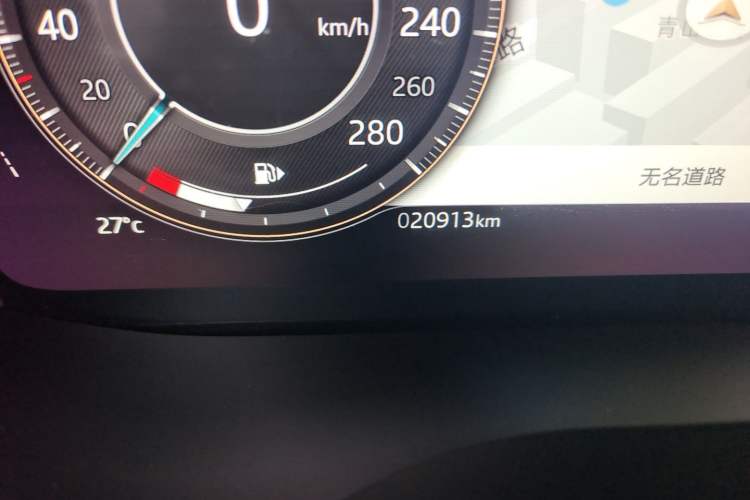Used Jaguar XFL 2022 XFL 2.0T P250 Two-Wheel-Drive Elite Sport Edition Odometer Close Up