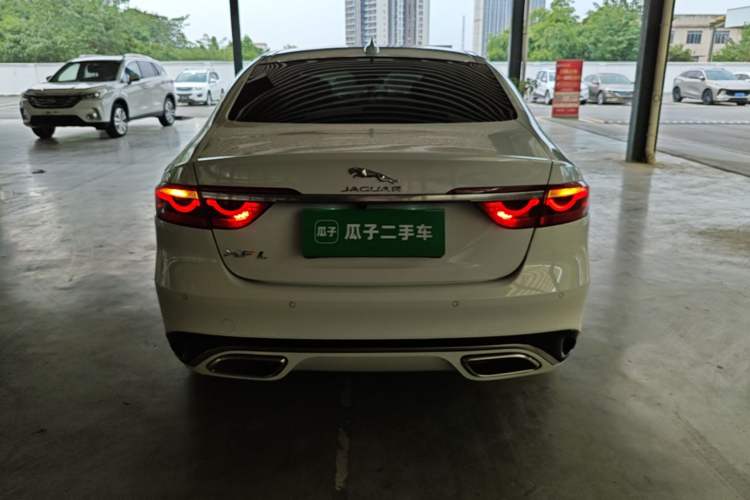 Used Jaguar XFL 2022 XFL 2.0T P250 Two-Wheel-Drive Elite Sport Edition Rear