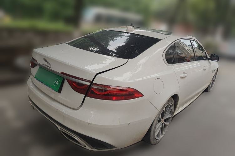 Used Jaguar XFL 2022 XFL 2.0T P250 Two-Wheel-Drive Elite Sport Edition Rear Right 45 Deg