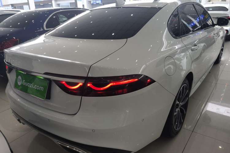Used Jaguar XFL 2022 XFL 2.0T P250 Two-Wheel-Drive Elite Sport Edition Rear Right 45 Deg