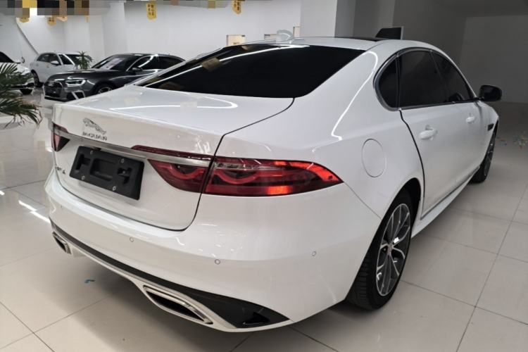 Used Jaguar XFL 2022 XFL 2.0T P250 Two-Wheel-Drive Elite Sport Edition Rear Right 45 Deg