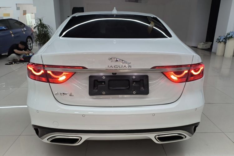 Used Jaguar XFL 2022 XFL 2.0T P250 Two-Wheel-Drive Elite Sport Edition Rear