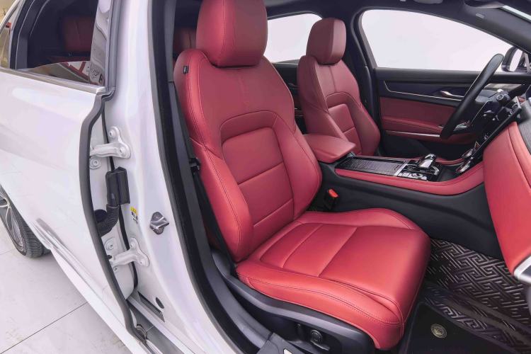 Used Jaguar XFL 2022 XFL 2.0T P250 Two-Wheel-Drive Elite Sport Edition Right Front Seat