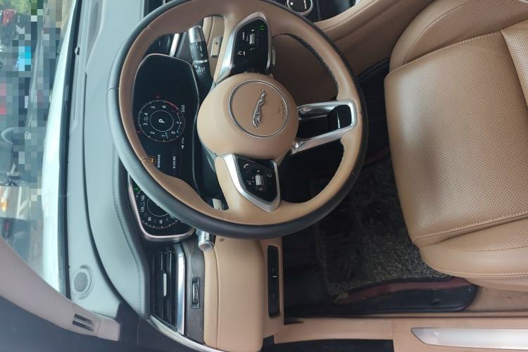 Used Jaguar XFL 2022 XFL 2.0T P250 Two-Wheel-Drive Prestige Luxury Edition Steering Wheel