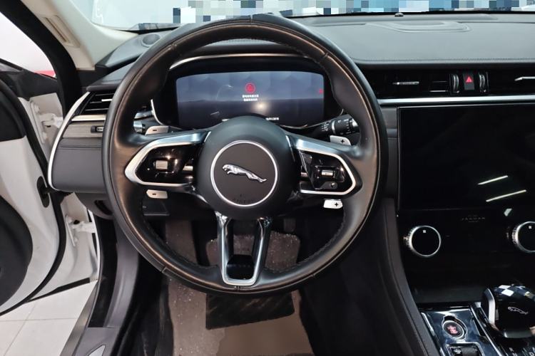 Used Jaguar XFL 2022 XFL 2.0T P200 Two-Wheel-Drive Elite Luxury Edition Steering Wheel