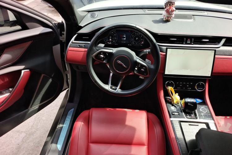 Used Jaguar XFL 2022 XFL 2.0T P250 Two-Wheel-Drive Elite Sport Edition Steering Wheel
