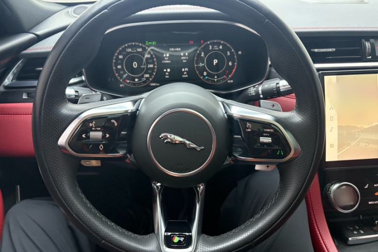 Used Jaguar XFL 2022 XFL 2.0T P250 Two-Wheel-Drive Elite Sport Edition Steering Wheel