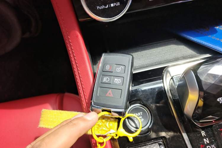 Used Jaguar XFL 2022 XFL 2.0T P250 Two-Wheel-Drive Elite Sport Edition Vehicle Key