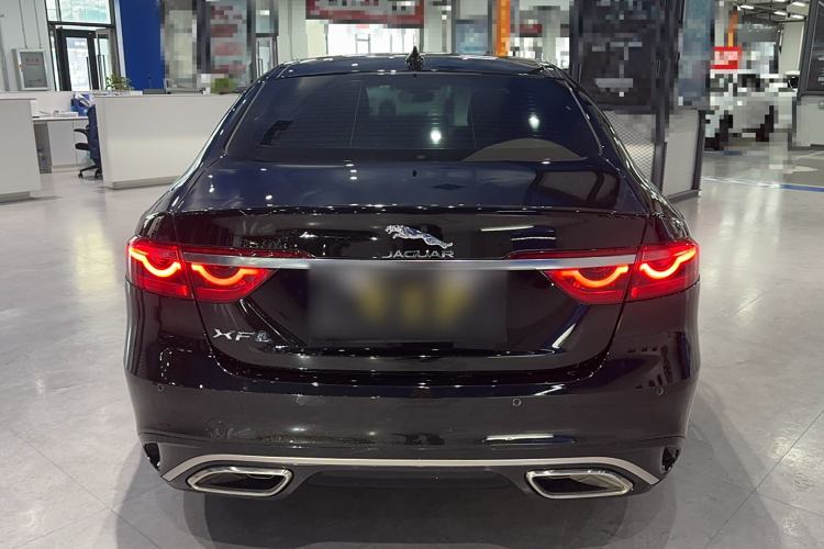 Used Jaguar XFL 2023 XFL 2.0T P250 Two-Wheel-Drive Elite Sport Edition Exterior 4