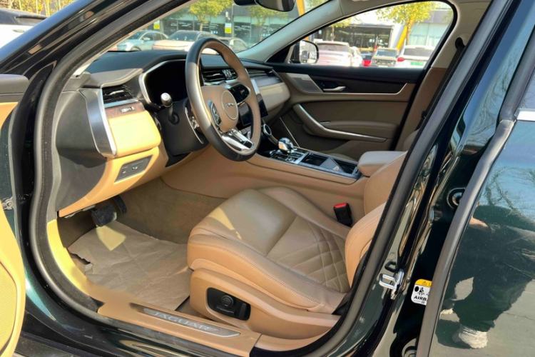 Used Jaguar XFL 2023 XFL 2.0T P250 Two-Wheel-Drive Luxury Deluxe Edition Interior 5