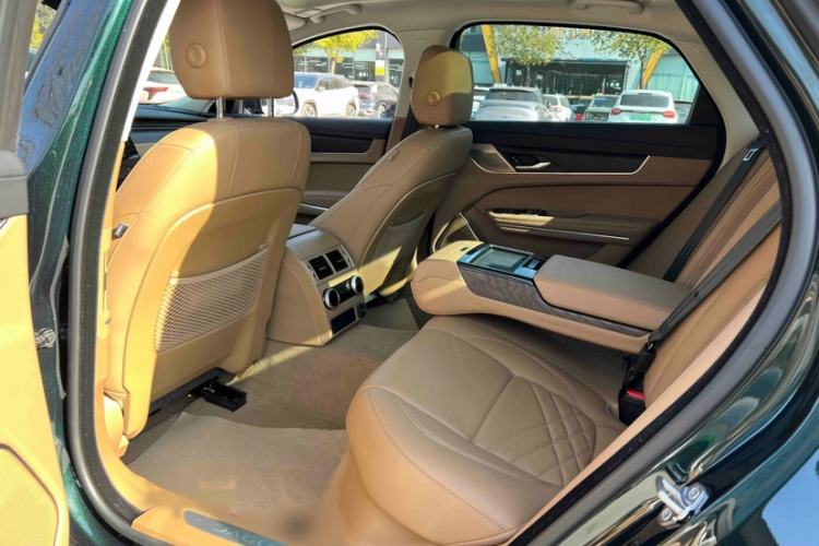 Used Jaguar XFL 2023 XFL 2.0T P250 Two-Wheel-Drive Luxury Deluxe Edition Interior 6