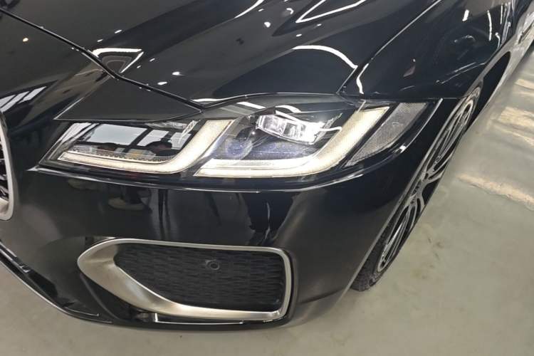 Used Jaguar XFL 2023 XFL 2.0T P250 Two-Wheel-Drive Luxury Deluxe Edition Left Front Headlight