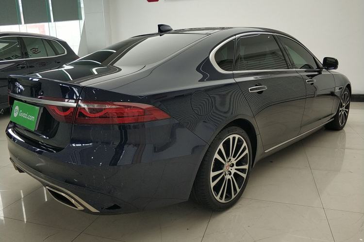 Used Jaguar XFL 2023 XFL 2.0T P250 Two-Wheel-Drive Luxury Deluxe Edition Rear Right 45 Deg