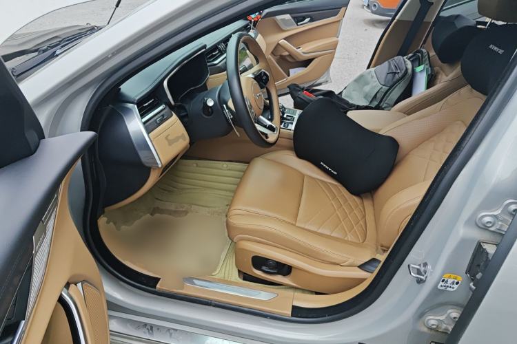 Used Jaguar XFL 2023 XFL 2.0T P250 Two-Wheel-Drive Luxury Deluxe Edition Driver Seat