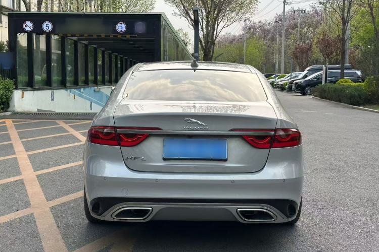 Used Jaguar XFL 2023 XFL 2.0T P250 Two-Wheel-Drive Elite Sport Edition Exterior 4
