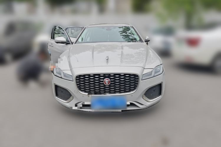 Used Jaguar XFL 2023 XFL 2.0T P250 Two-Wheel-Drive Luxury Deluxe Edition Front