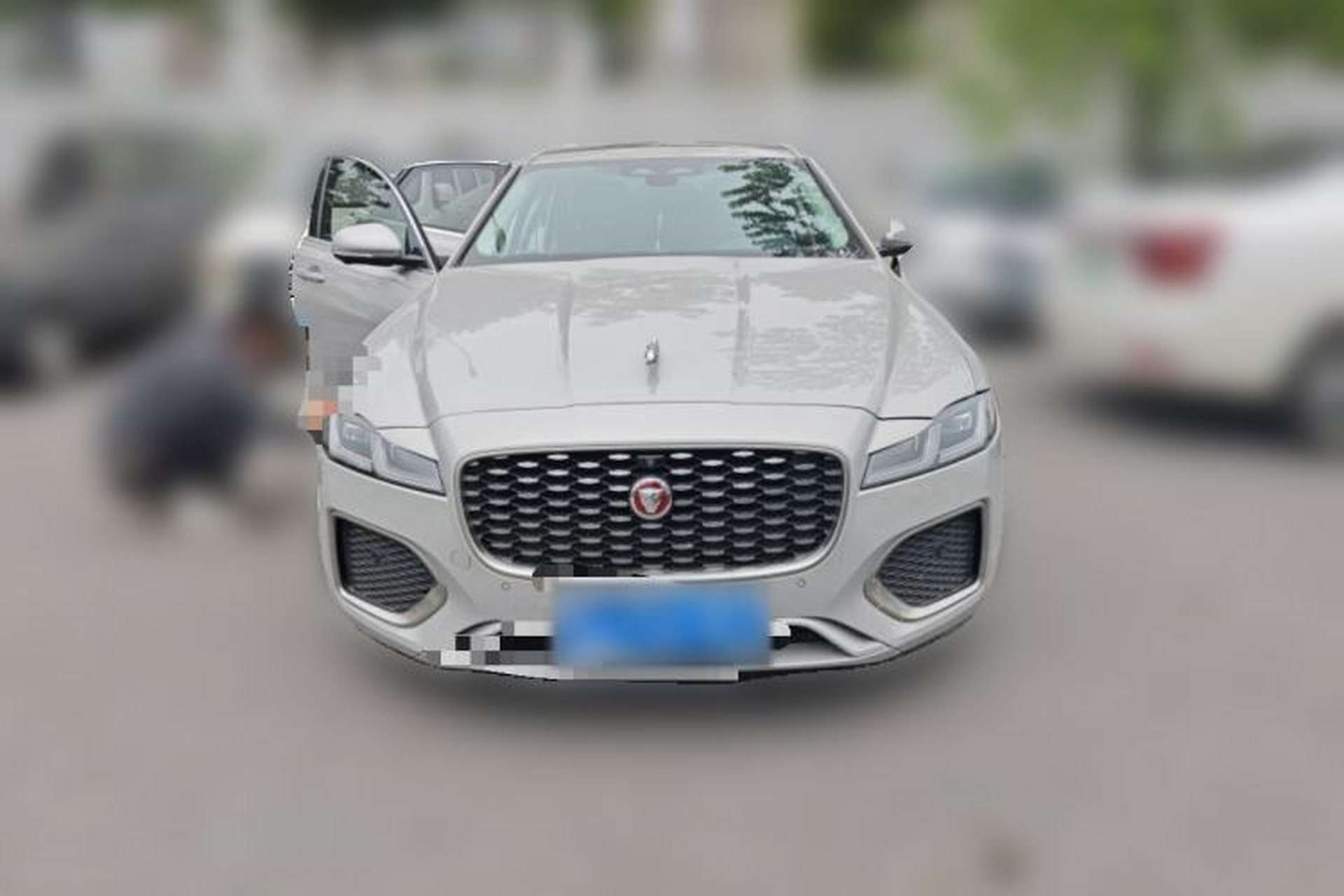 Used Jaguar XFL 2023 XFL 2.0T P250 Two-Wheel-Drive Luxury Deluxe Edition Front