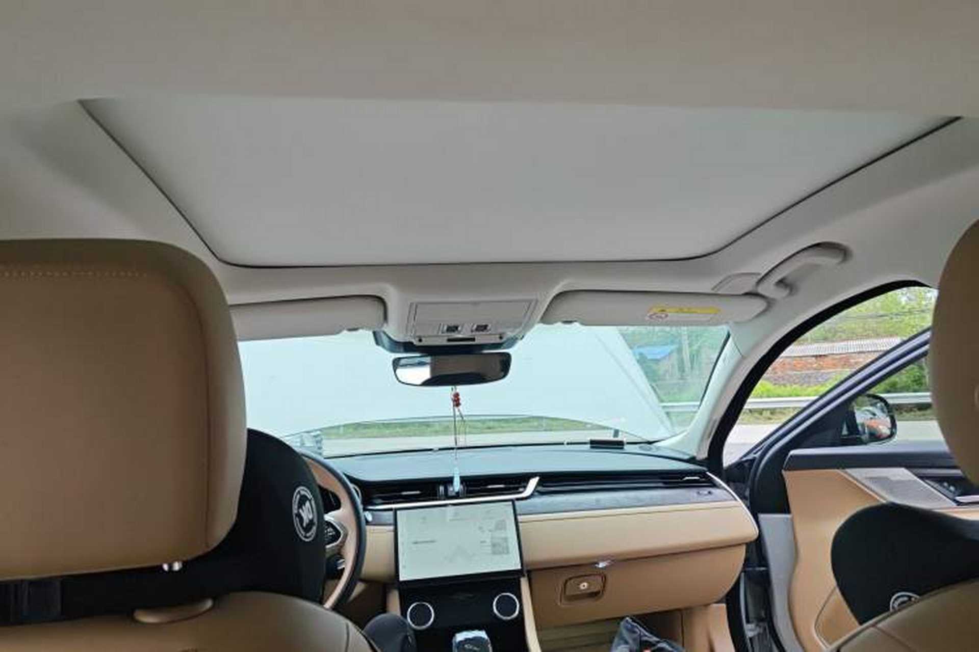 Used Jaguar XFL 2023 XFL 2.0T P250 Two-Wheel-Drive Luxury Deluxe Edition Headliner