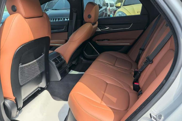 Used Jaguar XFL 2023 XFL 2.0T P250 Two-Wheel-Drive Elite Sport Edition Interior 3