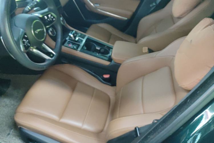 Used Jaguar XFL 2023 XFL 2.0T P250 Two-Wheel-Drive Elite Sport Edition Left Front Seat