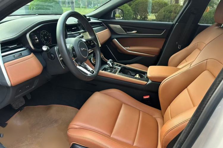 Used Jaguar XFL 2023 XFL 2.0T P250 Two-Wheel-Drive Elite Sport Edition Left Front Seat