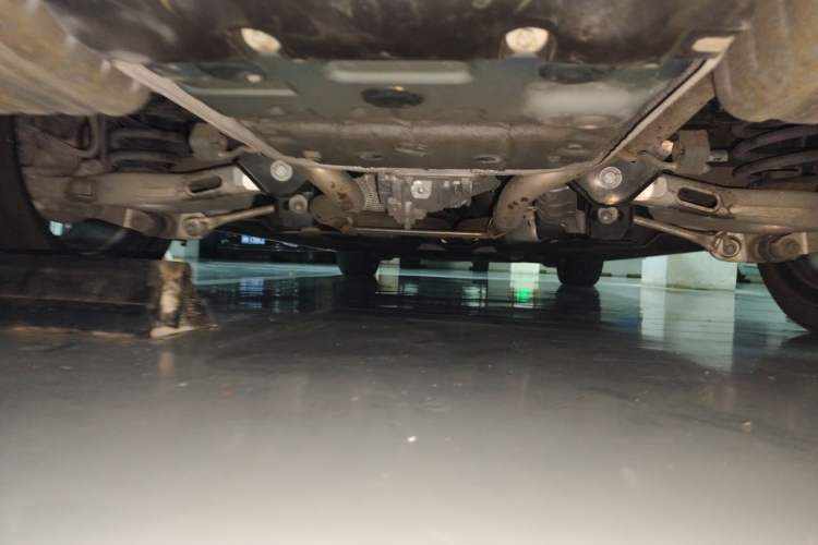 Used Jaguar XFL 2023 XFL 2.0T P250 Two-Wheel-Drive Luxury Deluxe Edition Chassis Rear