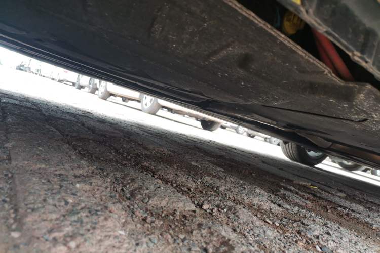 Used Jaguar XFL 2023 XFL 2.0T P250 Two-Wheel-Drive Elite Sport Edition Chassis Rear Right