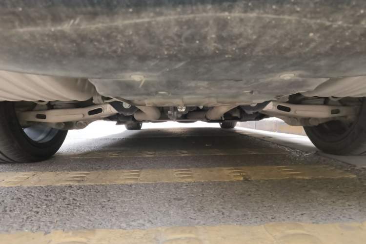Used Jaguar XFL 2023 XFL 2.0T P250 Two-Wheel-Drive Luxury Deluxe Edition Chassis Rear