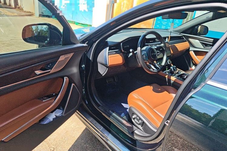 Used Jaguar XFL 2023 XFL 2.0T P300 Four-Wheel-Drive Flagship Sport Edition Driver Seat